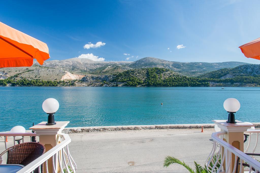 Hotel Aggelos Kefalonia Аргостолион Экстерьер фото
